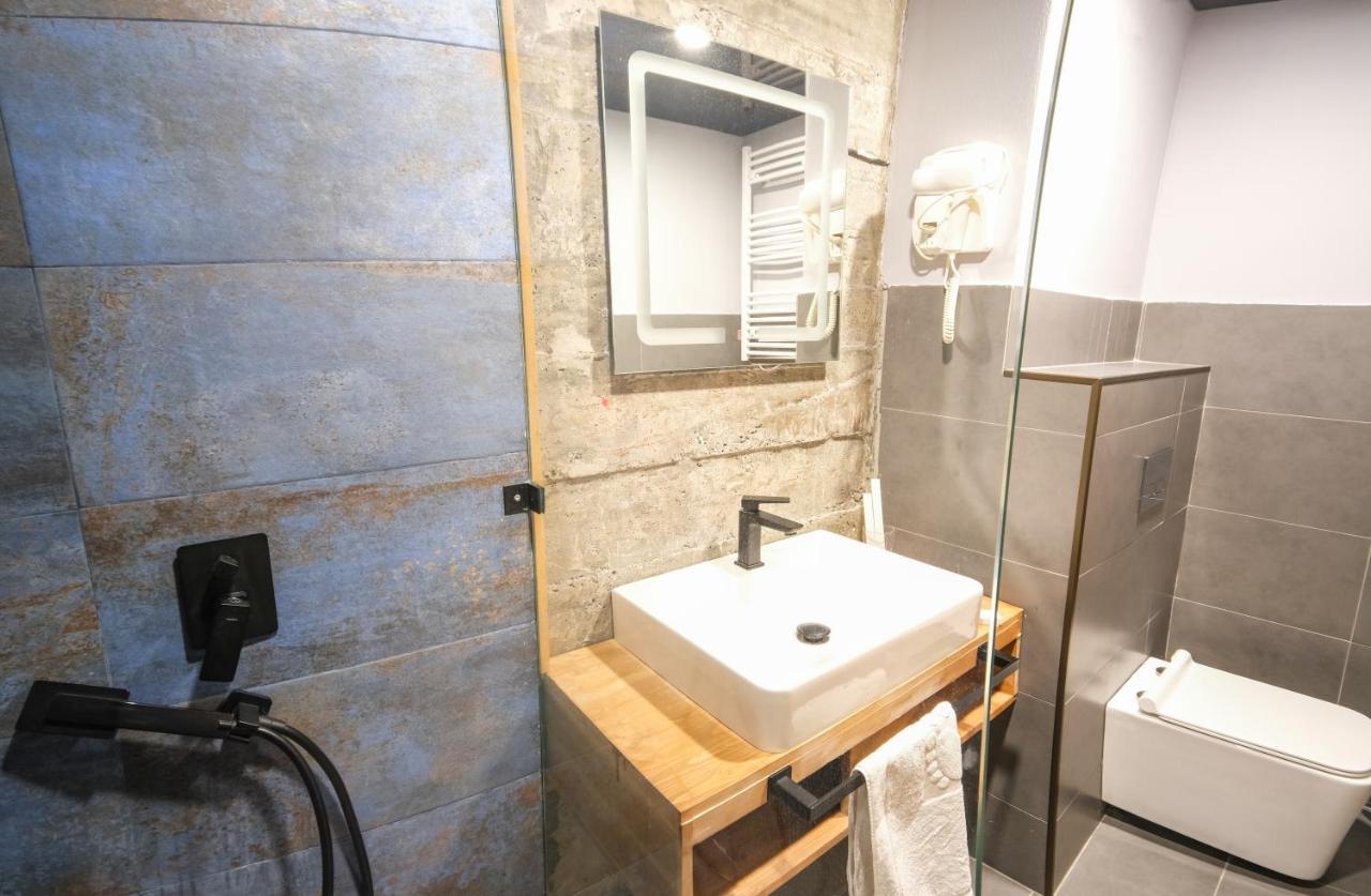 Hotel Posta ميستيا المظهر الخارجي الصورة